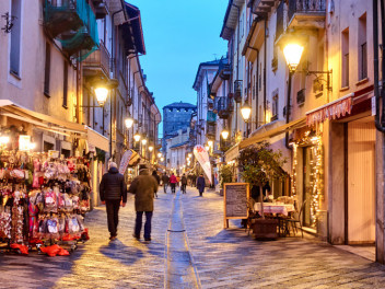 Shopping and leisure in Aosta Valley